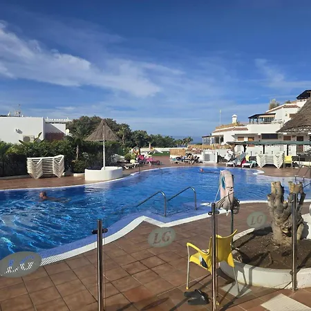 Aqua Sun Geranios By Helloapartments Daire