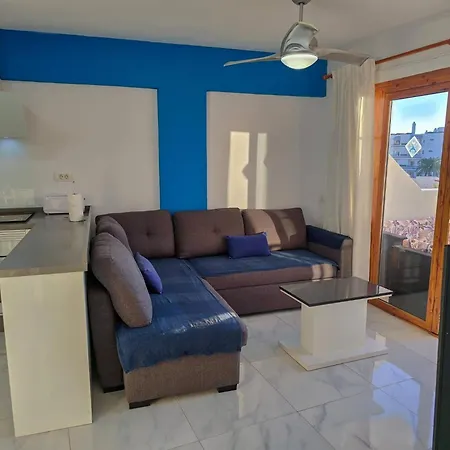 Apartmán Aqua Sun Geranios By Helloapartments