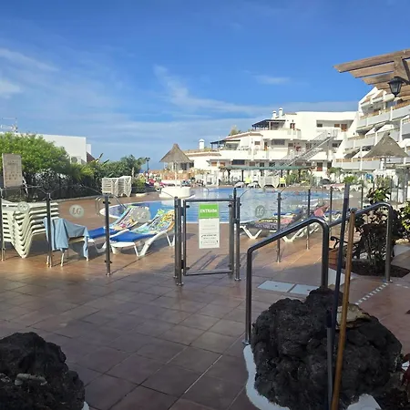 Apartmán Aqua Sun Geranios By Helloapartments *