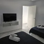 Aqua Sun Geranios By Helloapartments Apartment